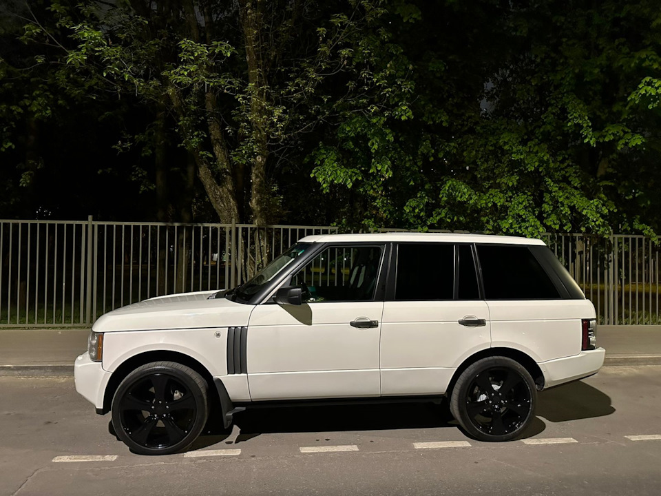 Kahn R22 установлены — Land Rover Range Rover (3G), 3,6 л, 2008 года ...