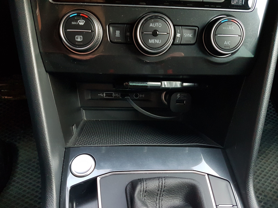 oxAAAgOpyuA 960 мирролинк в тигуан что это