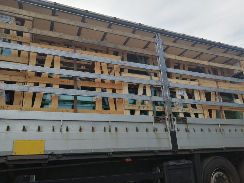 Покупка лобового стекла — Volvo 264, 2,7 л, 1977 года | кузовной ремонт ...