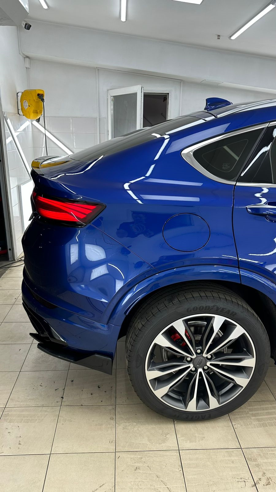 Элероны под задний бампер — Geely Tugella, 2 л, 2022 года | стайлинг ...