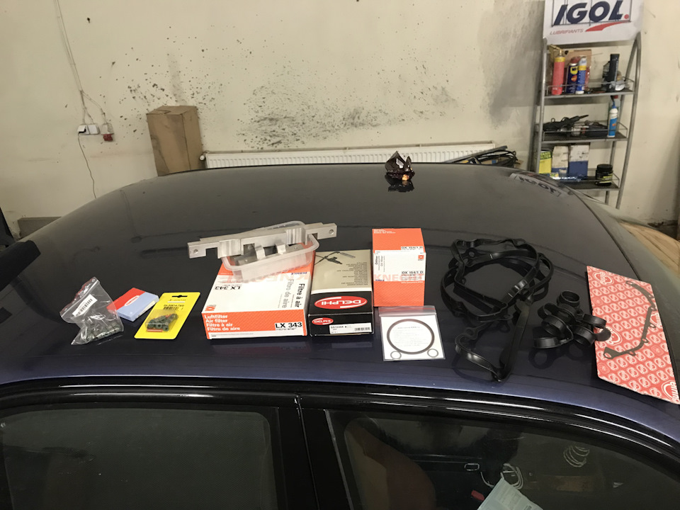 все необходимое царапает крышу — BMW 7 series (E38)