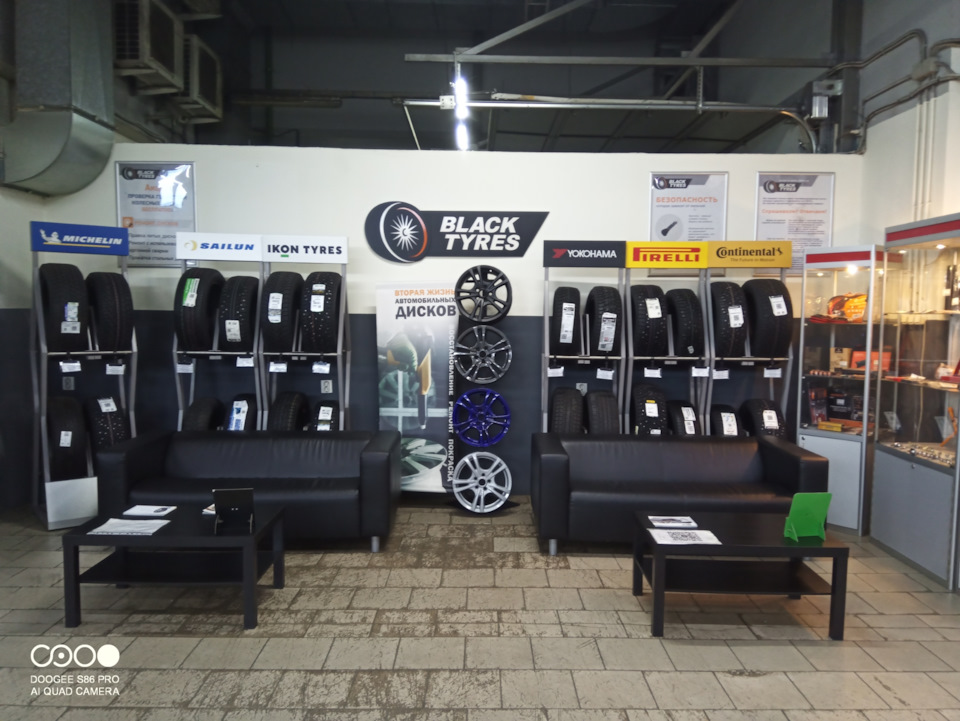 Часть стенда — Renault Koleos (2G)