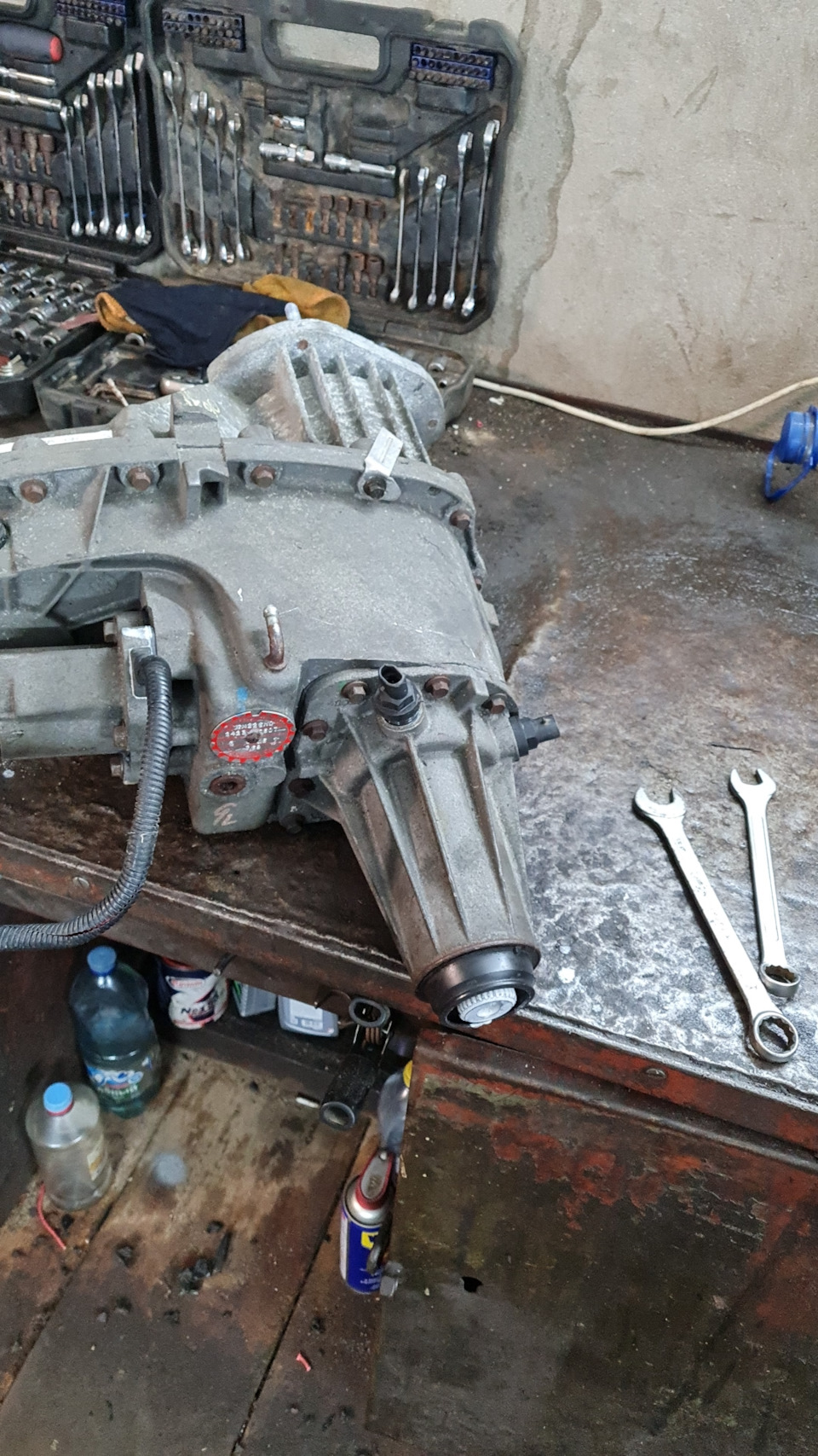 ЗАМЕНА РАЗДАТОЧНОЙ КОРОБКИ — Chevrolet TrailBlazer (1G), 4,2 л, 2003 ...