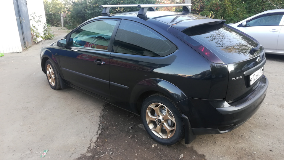 Вибрация с права при торможении — Ford Focus II Hatchback, 1,4 л, 2007 ...