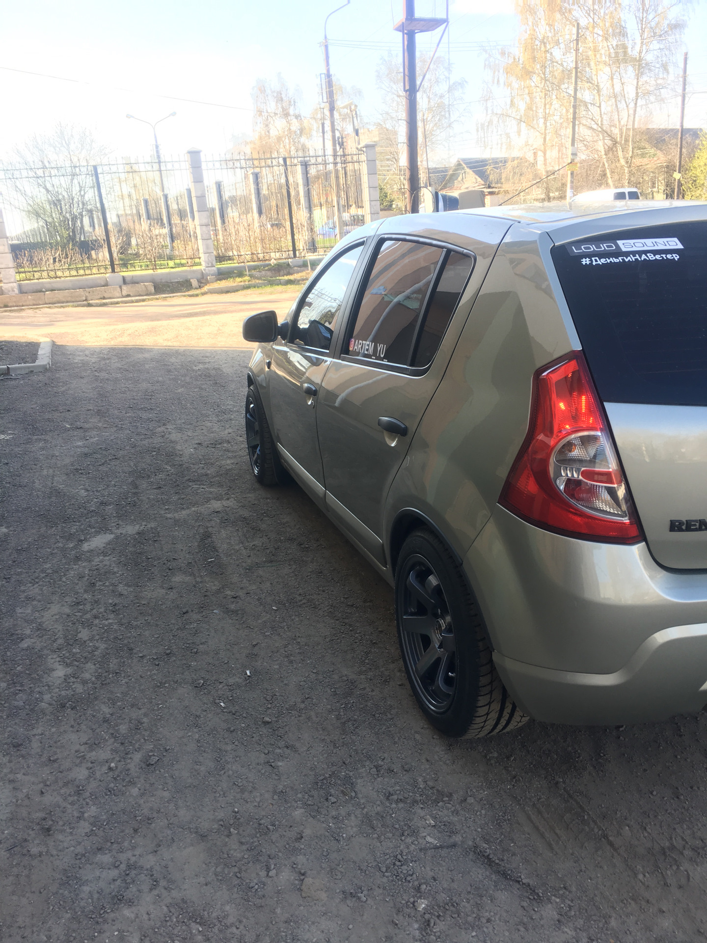 колеса волк рейсинг r16 — Renault Sandero 1G, 1,6 л, 2010 года ...
