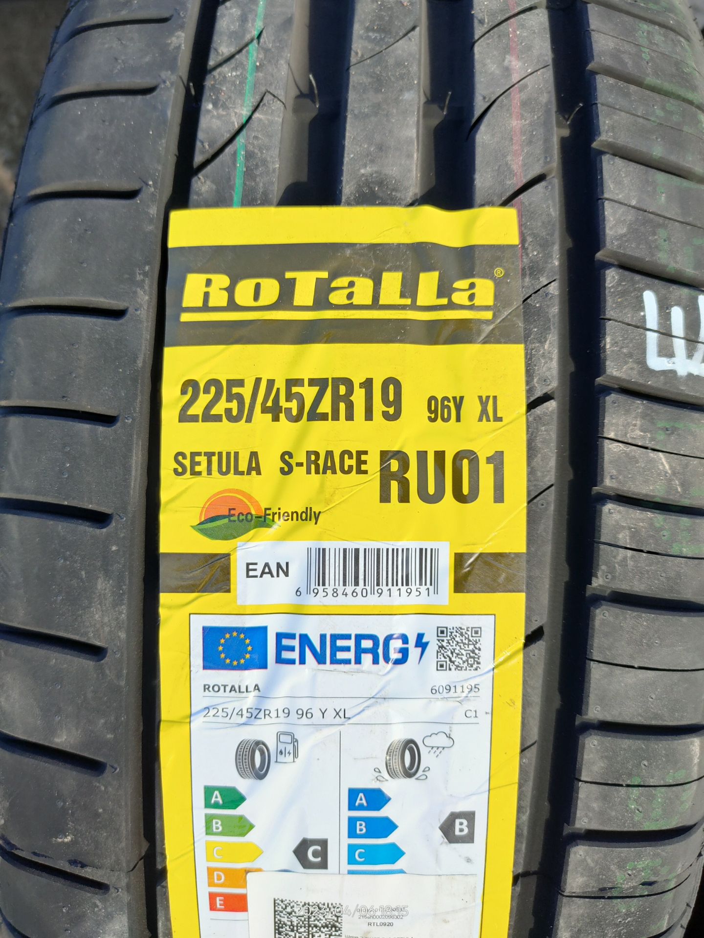Rotalla setula w race s500. Rotalla Setula w Race s500 155/70. Rotalla Setula w Race s500 шип. Rotalla Setula e-Race rh02 (185/60 r15. Автошина Rotalla Setula w Race s360 225/55 r19 103t.