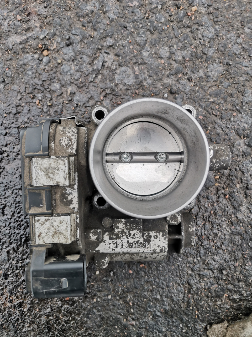 Дроссельная заслонка — Volkswagen Jetta VI, 1,6 л, 2012 года | поломка ...