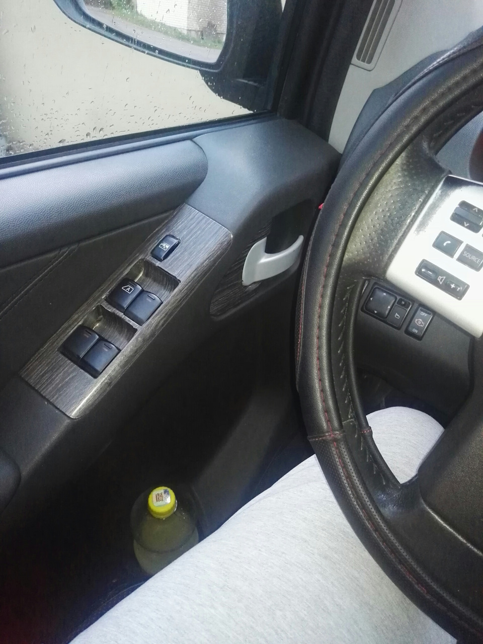 Внутреннее ручки — Nissan Navara (2G), 2,5 л, 2009 года | стайлинг | DRIVE2