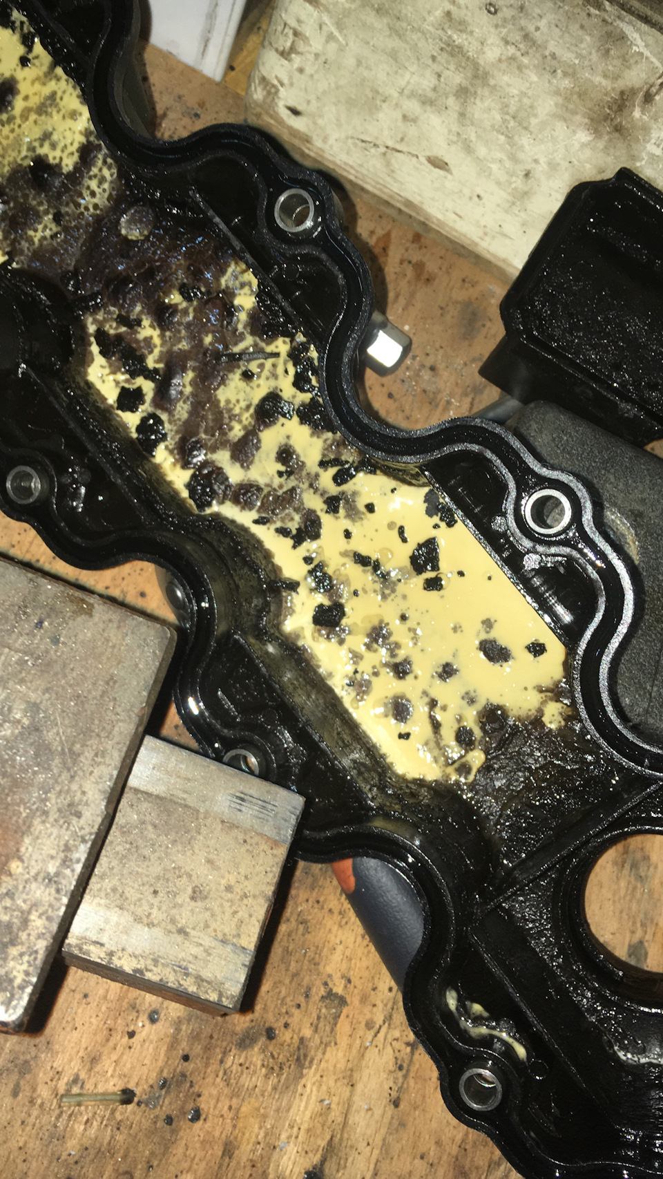 Чистка клапанной крышки — Chevrolet Lanos, 1,5 л, 2007 года | своими ...