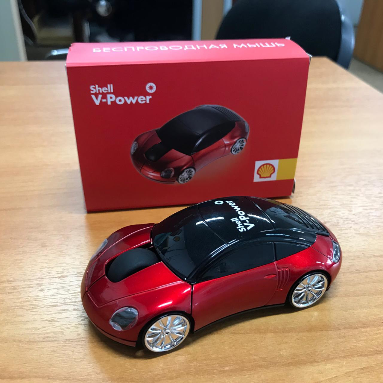 Машинки shell. Машинка Shell Bluetooth. Наклейки Шелл. Shell v-Power.