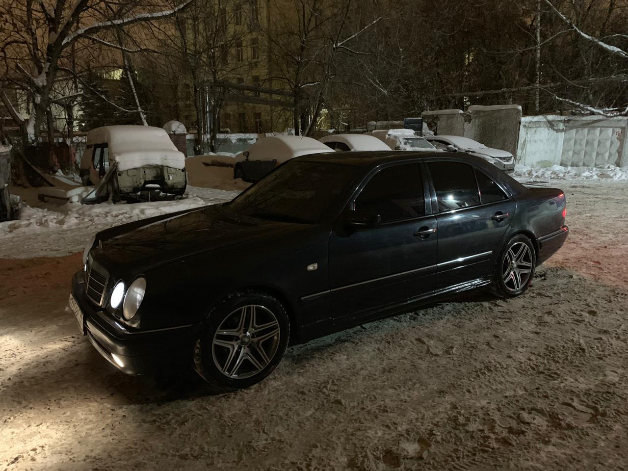 Ощущения от машины 🦏 — Mercedes-Benz E-class (W210), 2,8 л, 1998 года |  просто так | DRIVE2