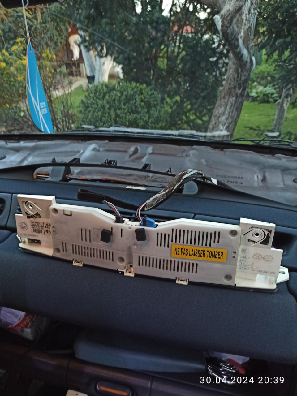 Ремень доп оборудования и свечки — Renault Espace (3G), 2 л, 2000 года ...