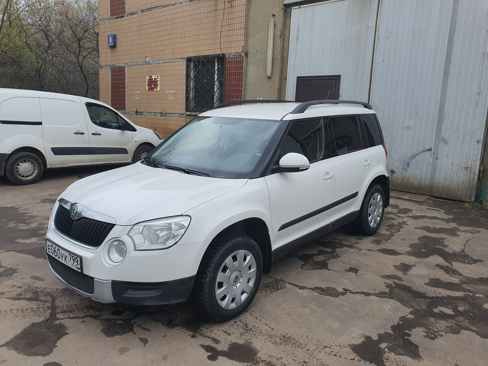 Skoda Yeti матовая пленка