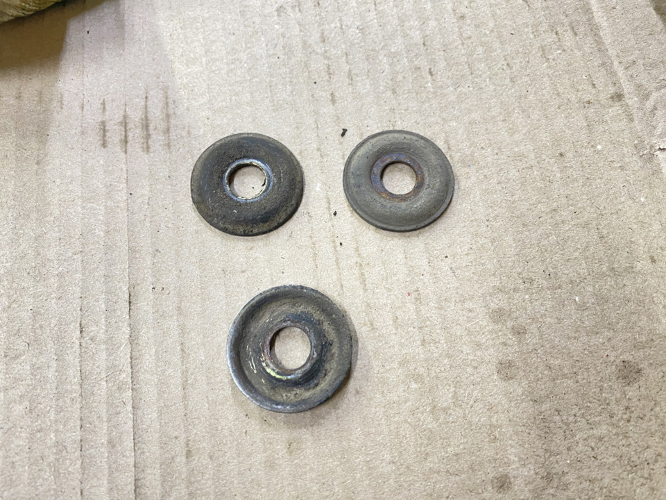 ШаЁбачки достаточно протереть и еще послужат! — Nissan Cefiro Wagon