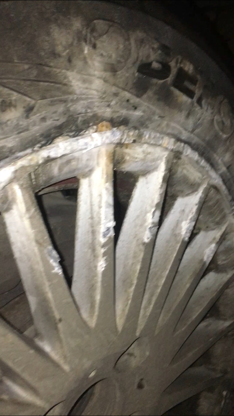 Бьет педаль тормоза ваз 2113 — Lada 2113, 1,5 л, 2005 года | ДТП | DRIVE2