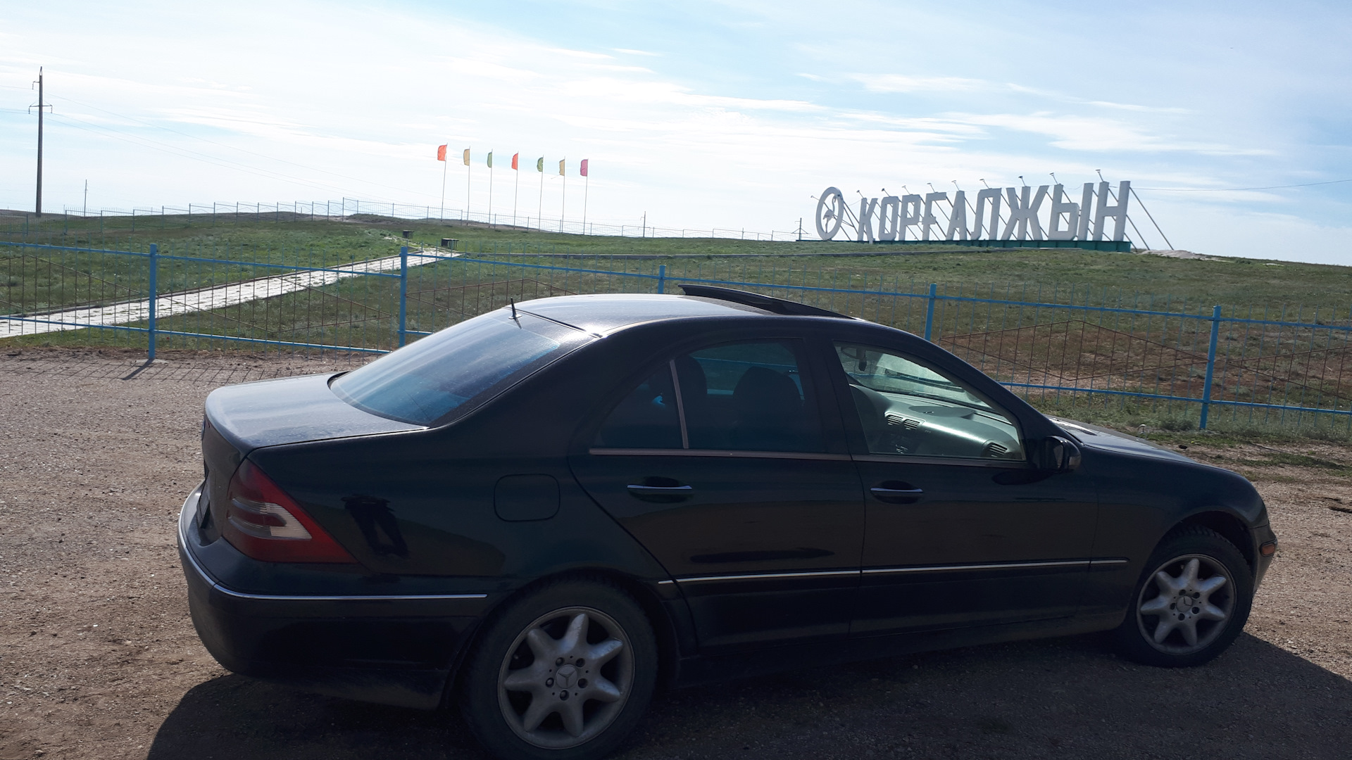 Mercedes Benz C class W203 2 6 2002 C240 2 6 W112 DRIVE2