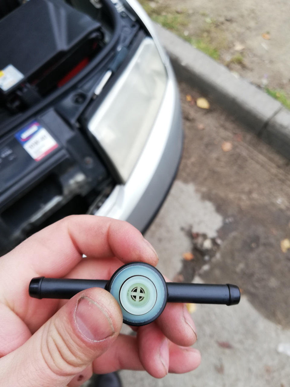 Клапан топливного фильтра — Skoda Fabia Mk1, 1,9 л, 2000 года | своими ...