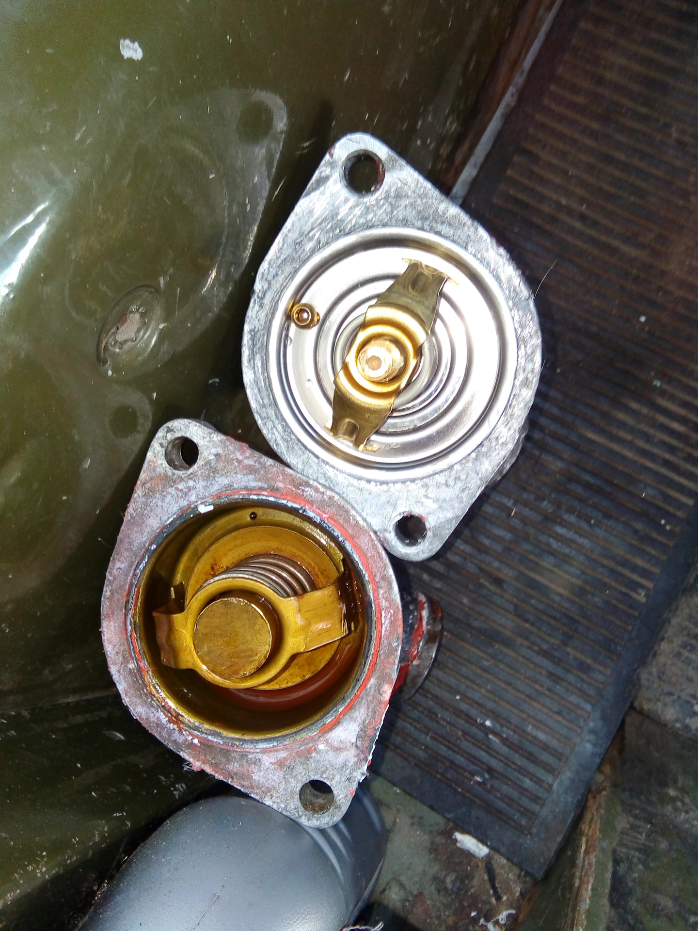 Термостат вахлер 4078.87D, те же грабли — УАЗ 3909, 2,5 л, 2001 года ...