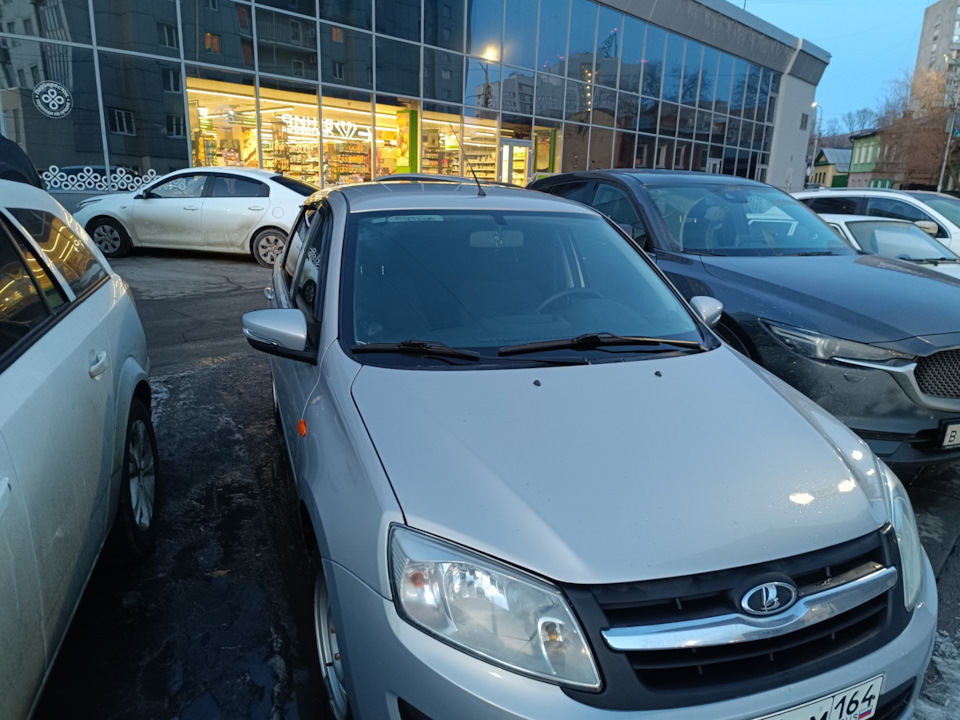 Установка электрозеркал с подогревом — Lada Гранта, 1,6 л, 2014 года ...