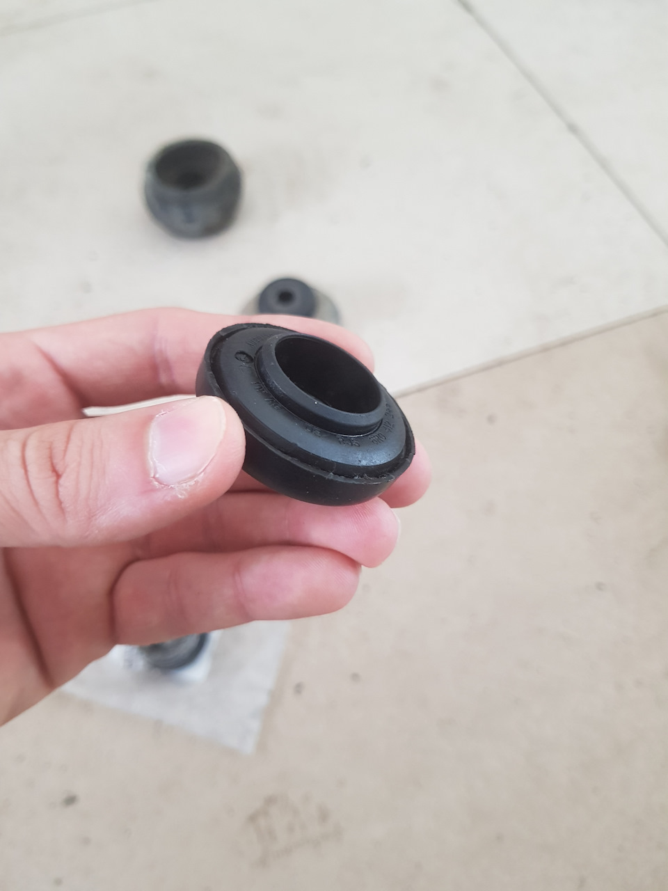 Сильный скрип и хруст при повороте руля на месте. — Сообщество ...