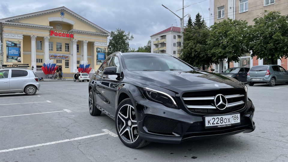 Mercedes-Benz GLA-Class
