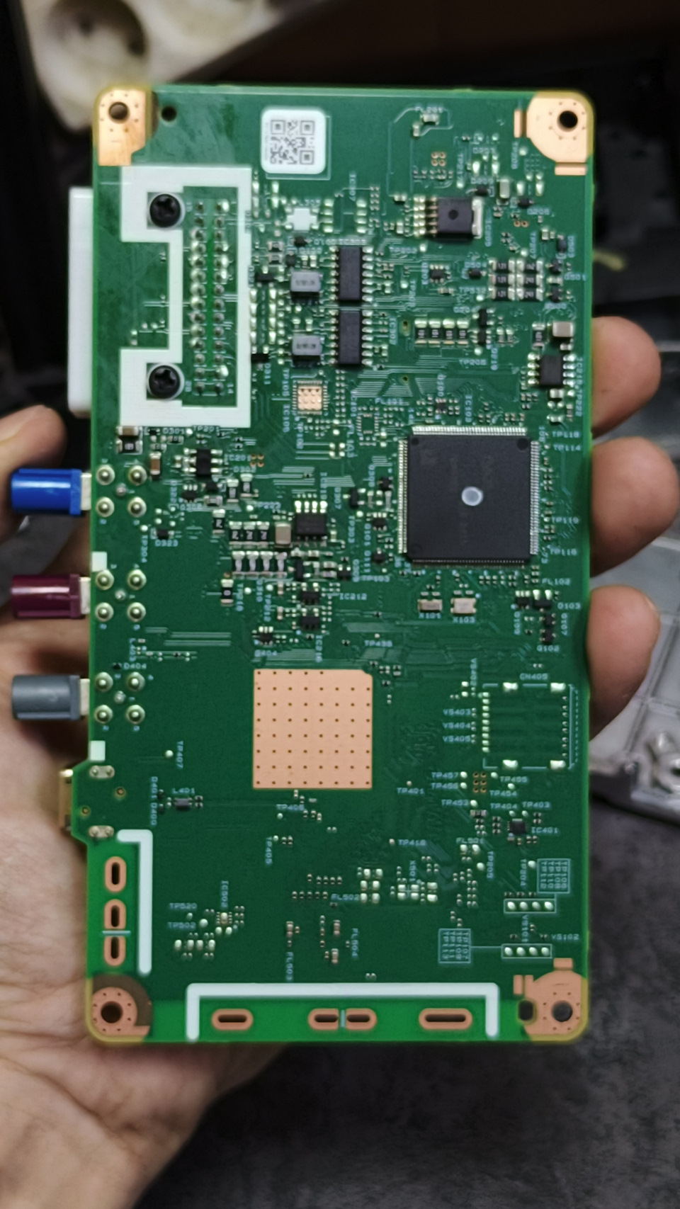 Обратная сторона — Aito M5