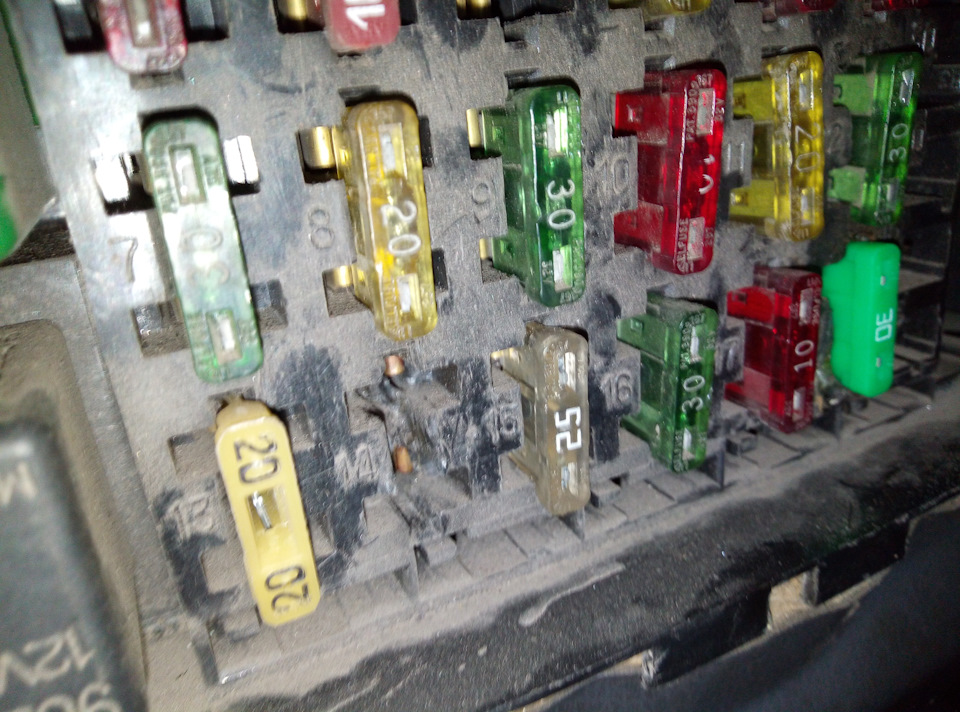 Что за*, *%%)? — Daewoo Nexia, 1,5 л, 1995 года | автозвук | DRIVE2