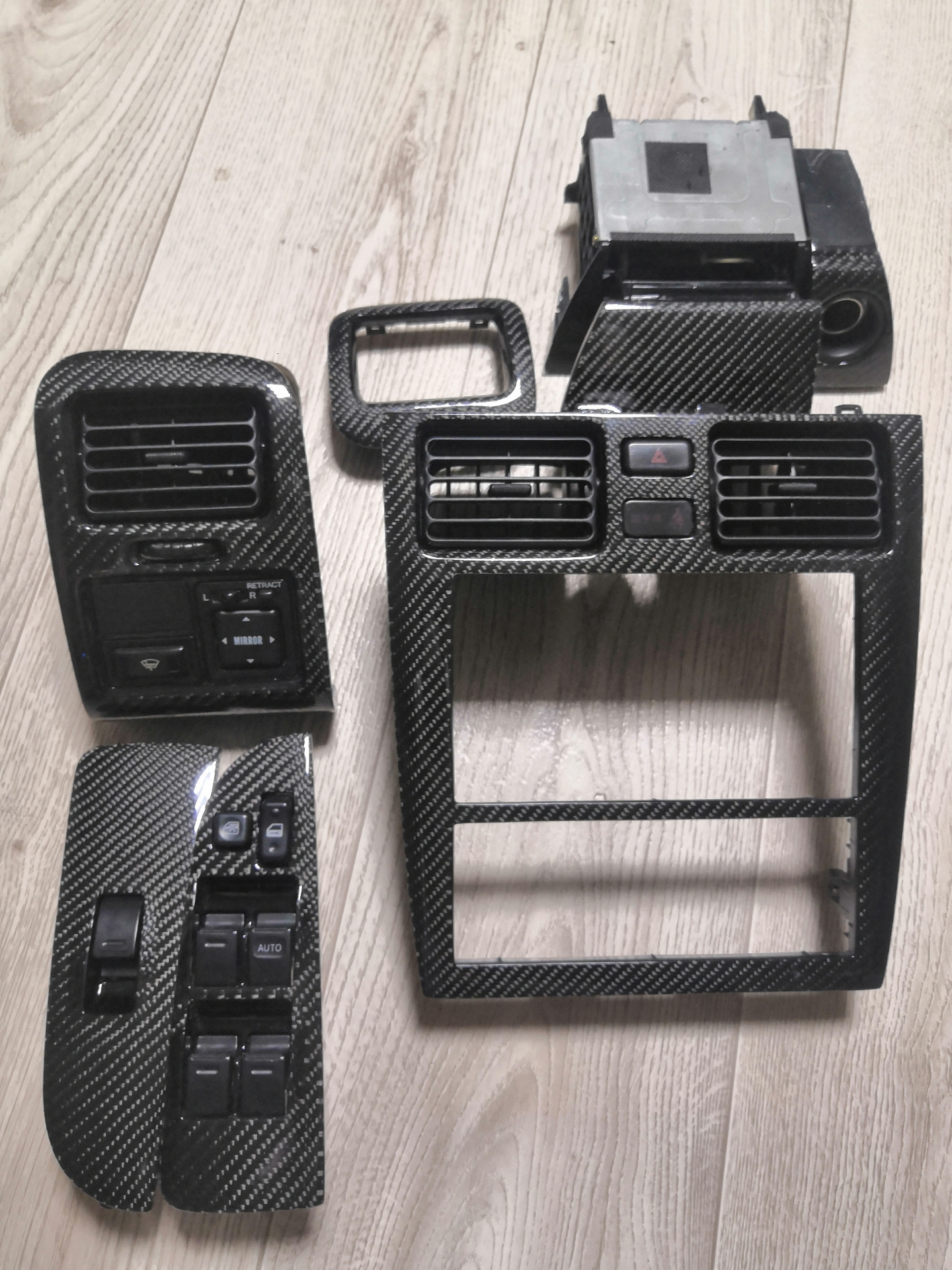 Карбон панели! — Toyota Caldina (210), 2 л, 1998 года | стайлинг | DRIVE2