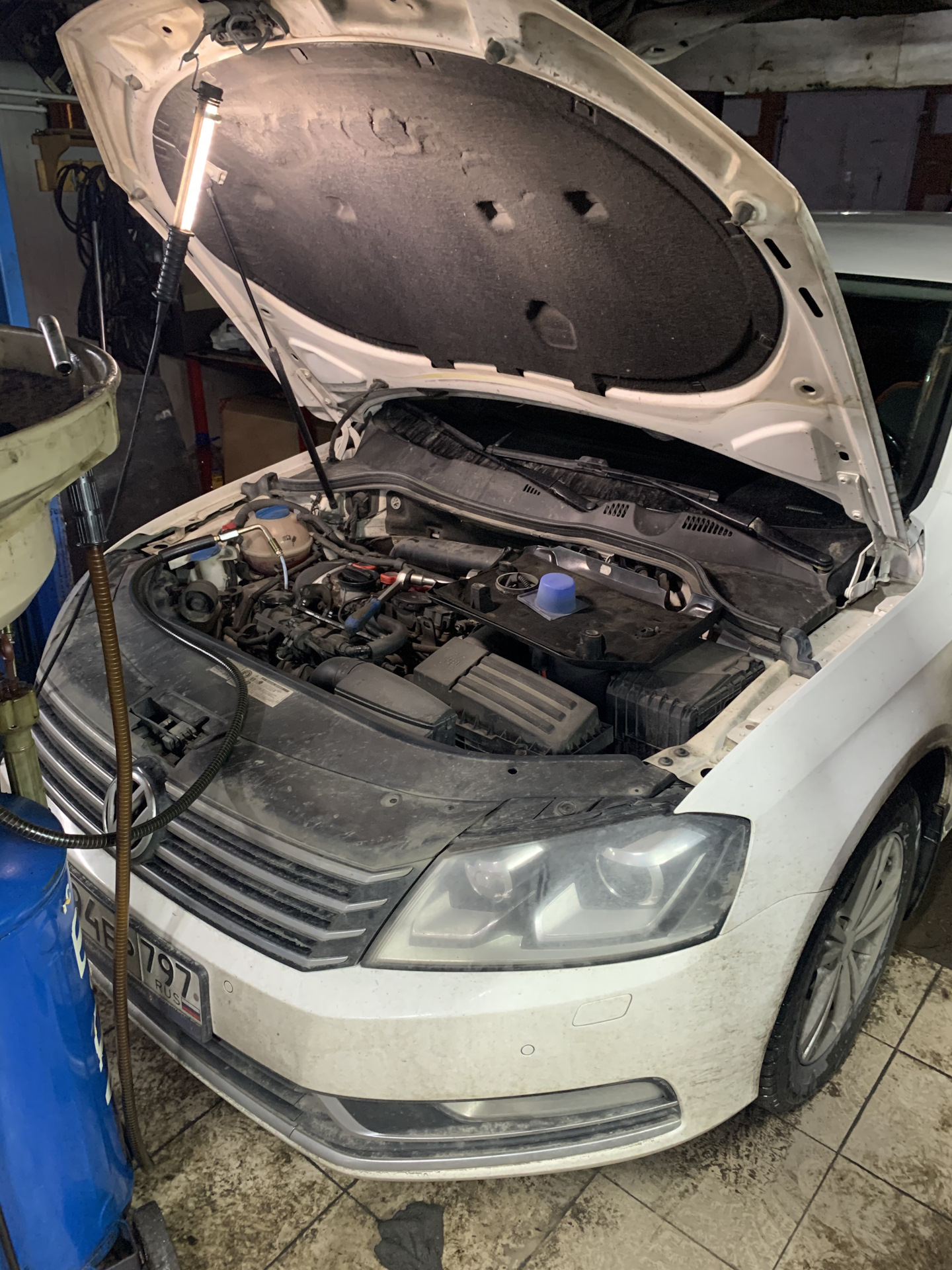 Циферки и ТО #2 — Volkswagen Passat B7, 1,8 л, 2012 года | визит на ...