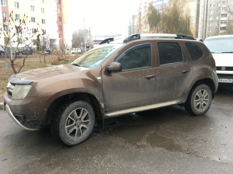 Диски от дастера на ниву шевроле. p7EZuYjgzN37eB4E17Xvxi4PBys 960. Диски от дастера на ниву шевроле фото. Диски от дастера на ниву шевроле-p7EZuYjgzN37eB4E17Xvxi4PBys 960. картинка Диски от дастера на ниву шевроле. картинка p7EZuYjgzN37eB4E17Xvxi4PBys 960. Что представляет собой Renault Duster в минимальной полноприводной версии Access с мотором рабочим объемом 1,6 л, мощностью 114 л.с., которая стоит 840 000 рублей? Комплектация спартанская, зато это серьезный «вездеход» за разумные по нынешним временам деньги. К тому же при езде по трассе Duster отличается вполне понятным поведением, как у обычной легковушки.