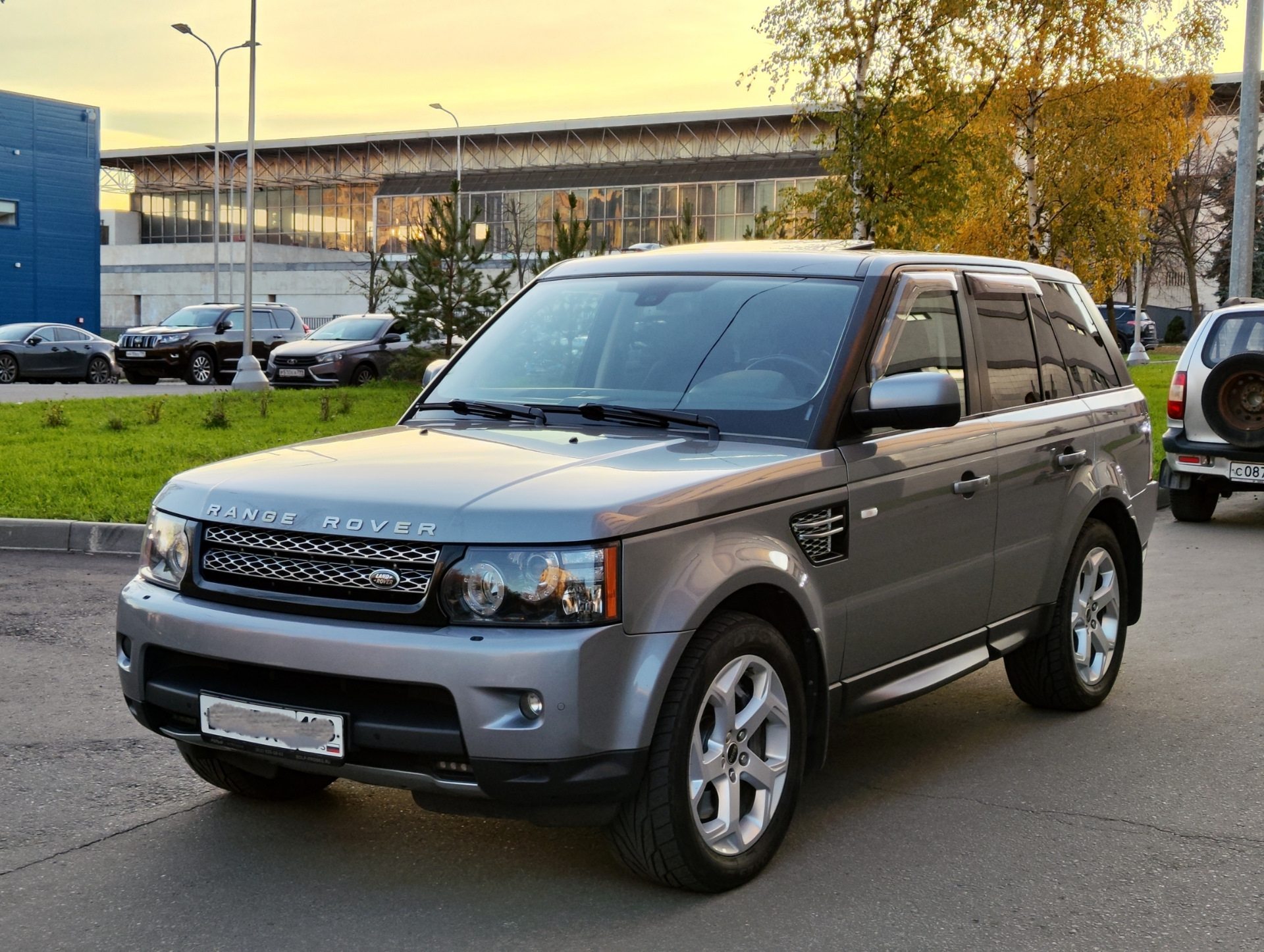 2 480 000. Range Rover Sport 2012 5.0 Supercharged. Рендж Ровер 5.0 Supercharged 510 2012. Рендж Ровер Суперчардж 2019. Рендж Ровер Рестайлинг 2018.