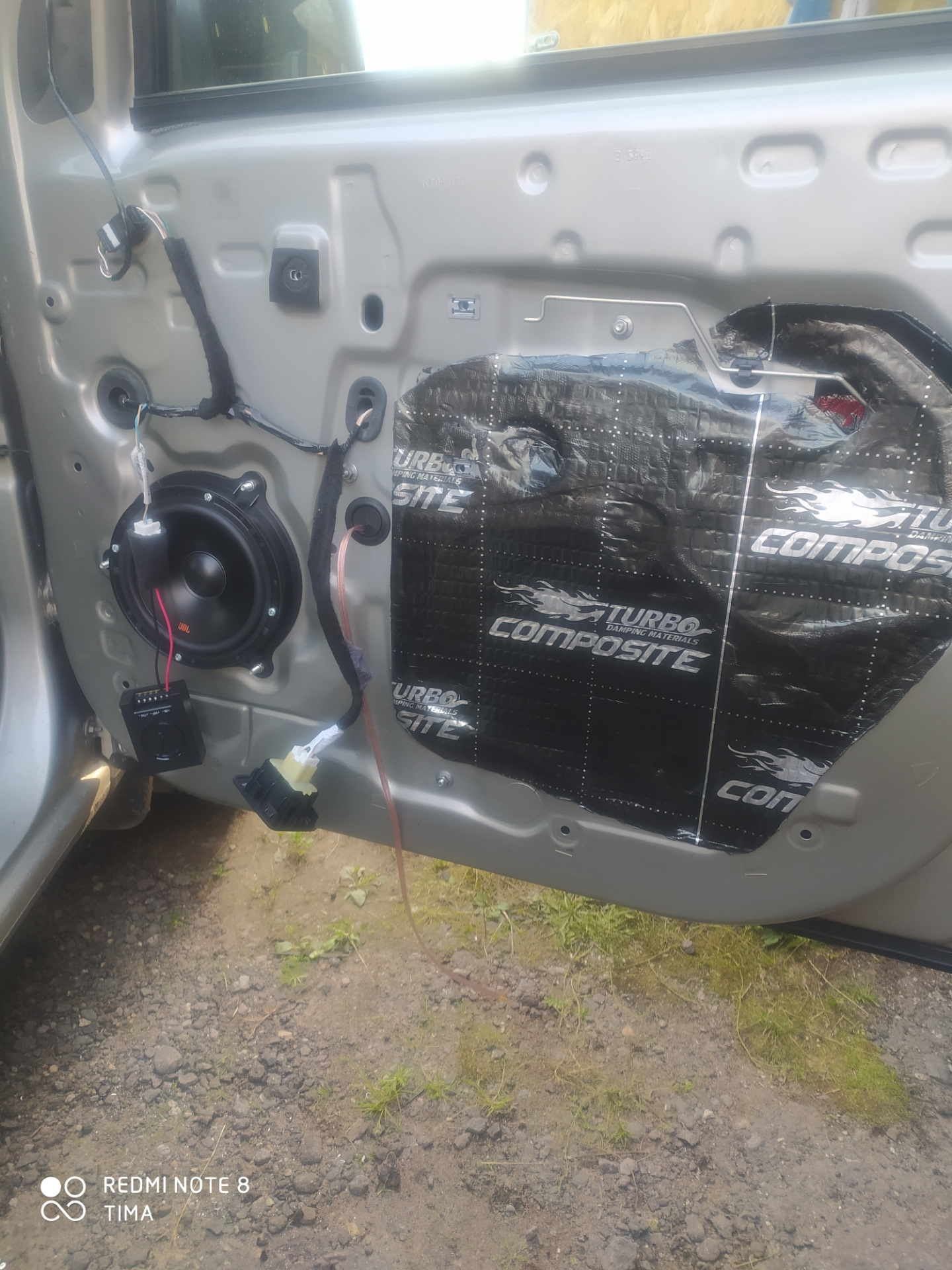 1 Шаг по улучшению мызыки — Renault Logan (2G), 1,6 л, 2015 года ...