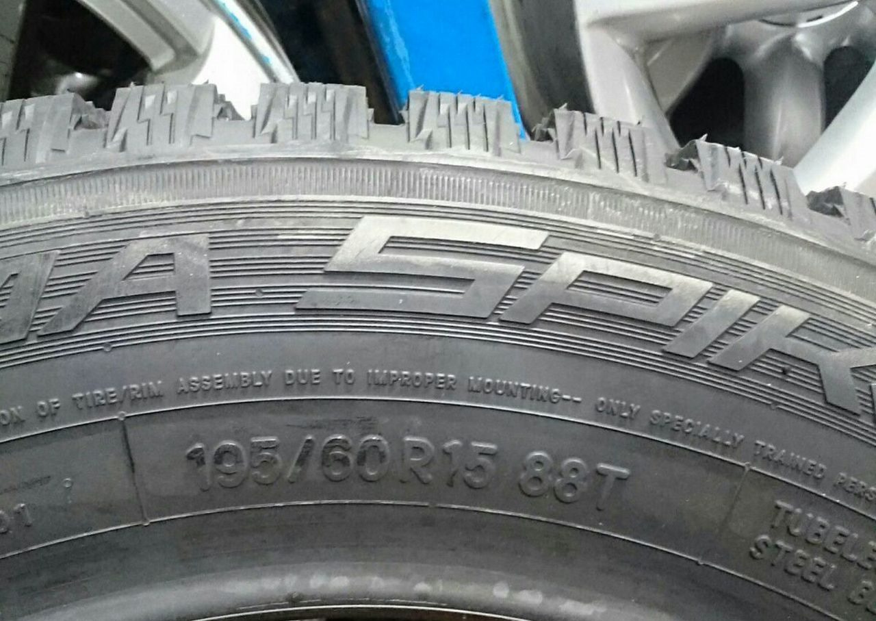 Новая резина на зиму Nitto Therma Spike 195/60 R15 — Chevrolet Lacetti ...