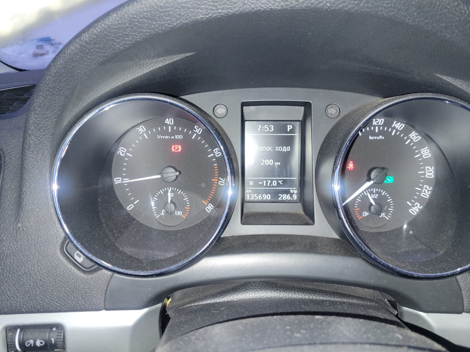 Не падают холостые обороты. — Skoda Yeti, 1,2 л, 2011 года | визит на ...