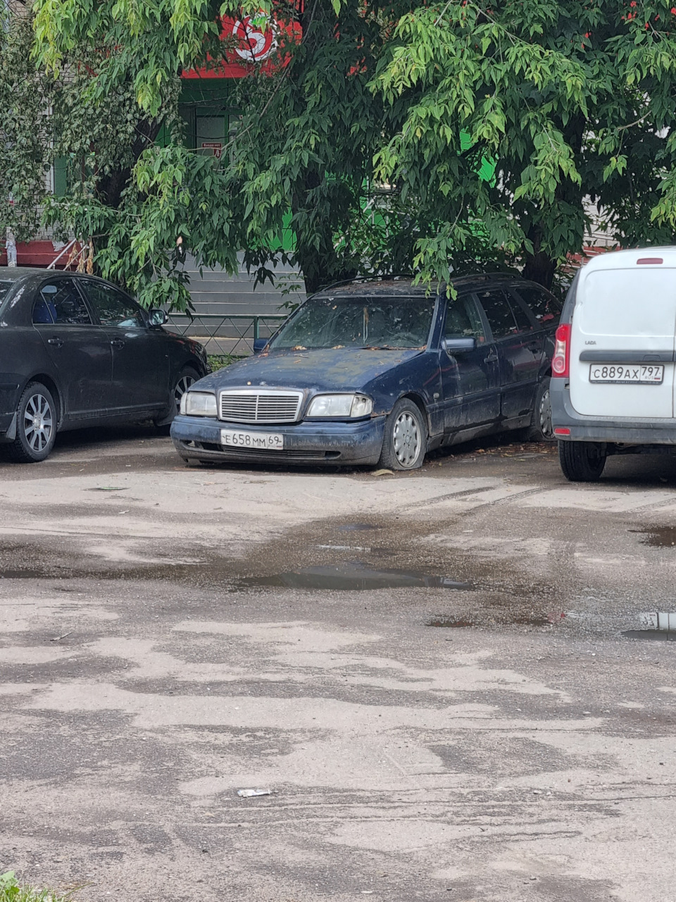 Мерседес в Люберцах — Сообщество «Брошенные Машины» на DRIVE2