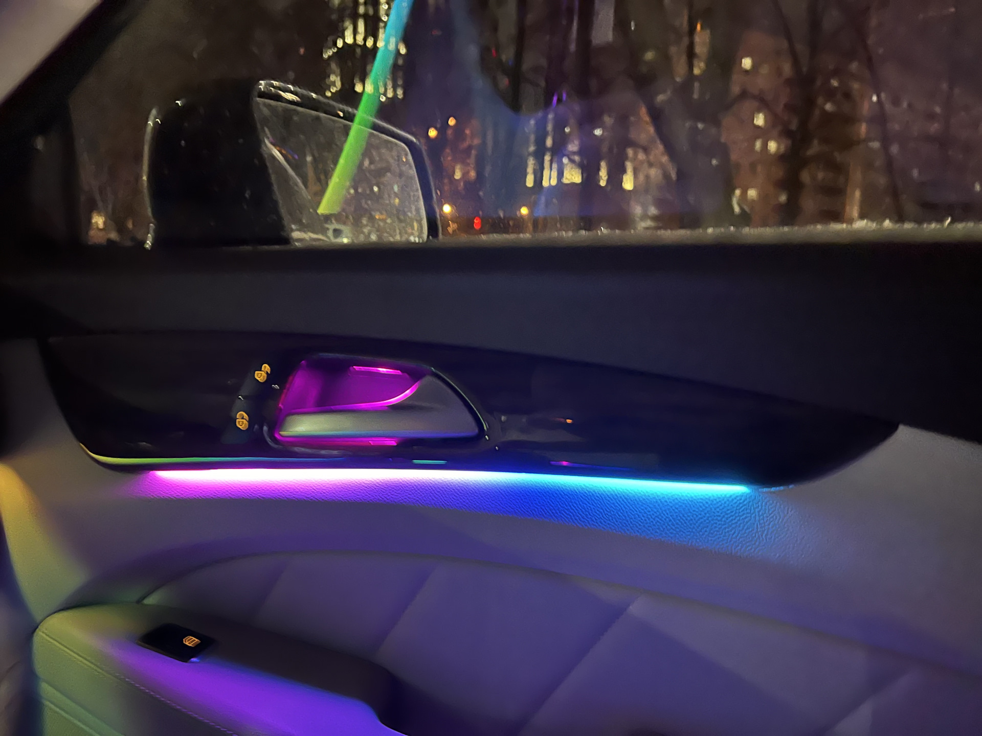 Подсветка салона Ambient Light Audi a6