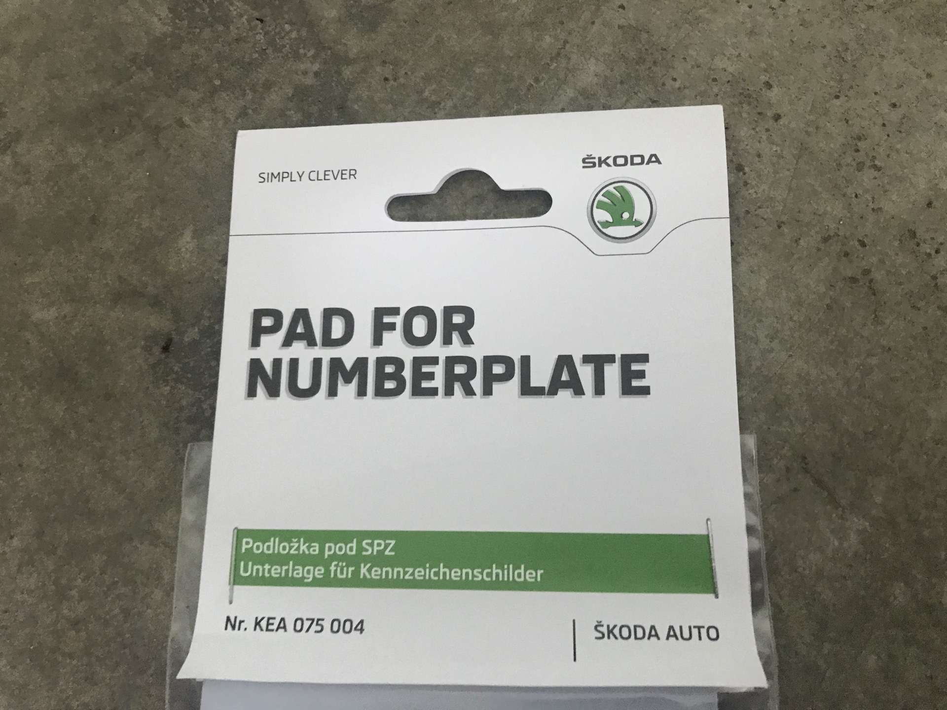 Подкладка под номерной знак или «антидребезг» — Volkswagen Tiguan (2G ...