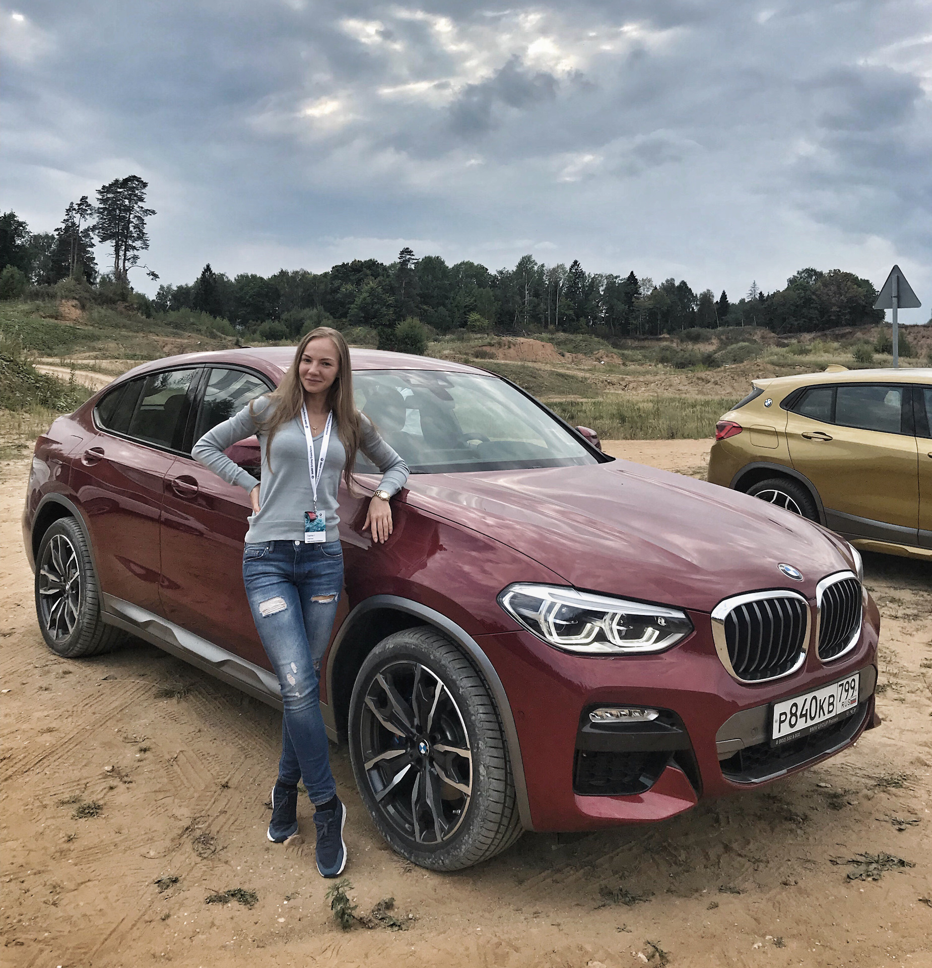 Russian experience. BMW Driving experience инструкторы. Школа экстремального вождения БМВ. Семья с БМВ богатая. БМВ увы.