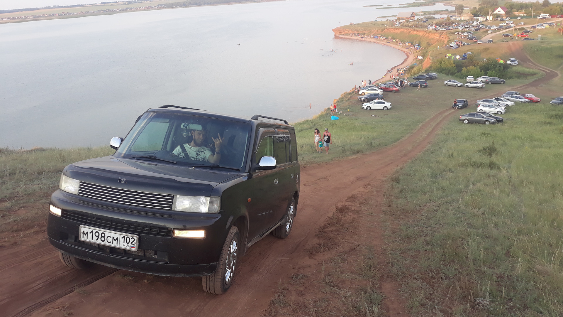 Toyota bB (NCP30) 1.5 бензиновый 2002 | Полноприводный танк на DRIVE2