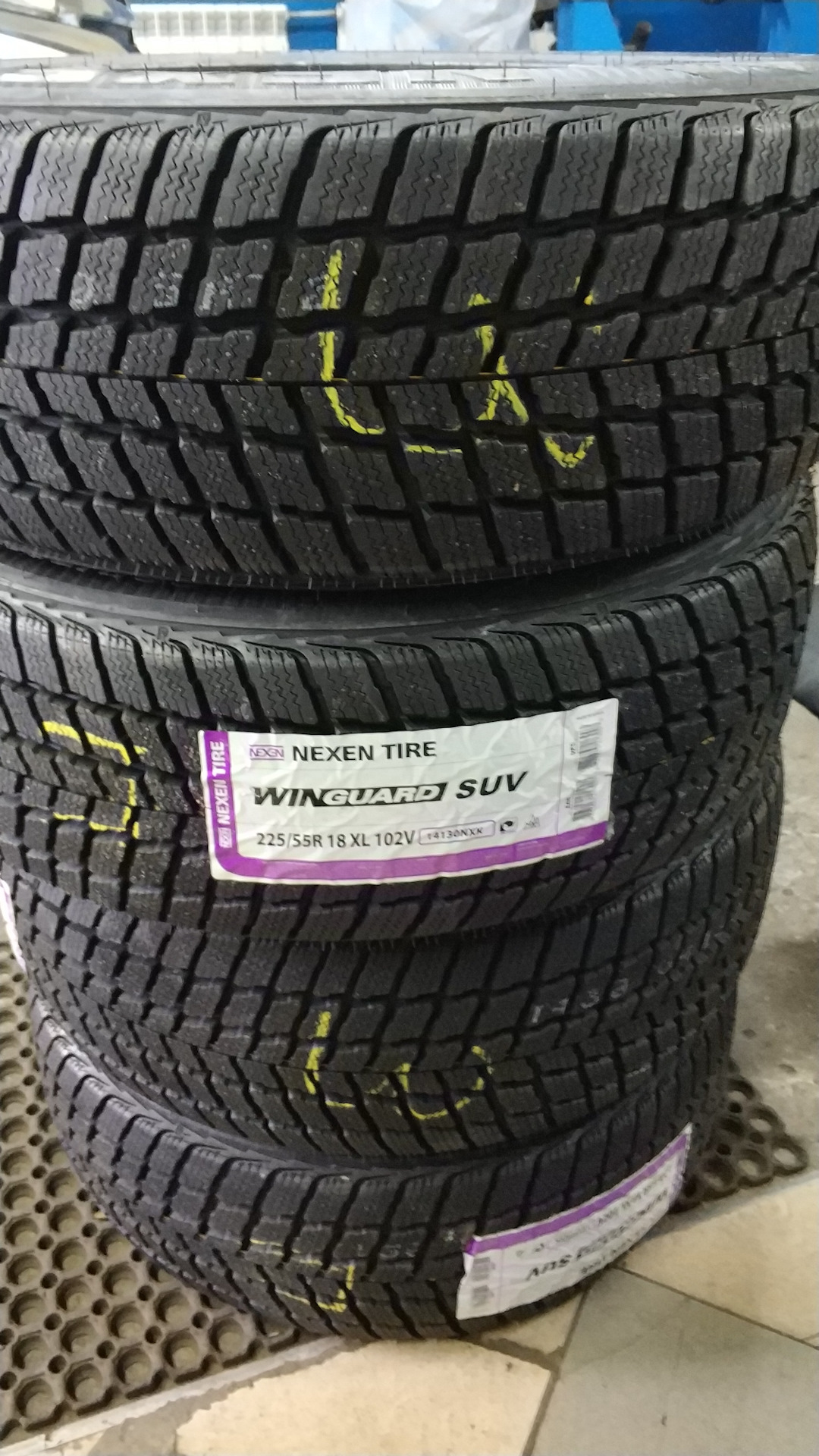 Шины nexen winguard ice. Nexen Winguard SUV. Шина Nexen Winguard Ice SUV 225/60 r17 103q. Nexen Winguard Ice SUV 225/60/18. Шина Nexen Winguard Ice SUV 225/60 r17 103q максимальное давление.