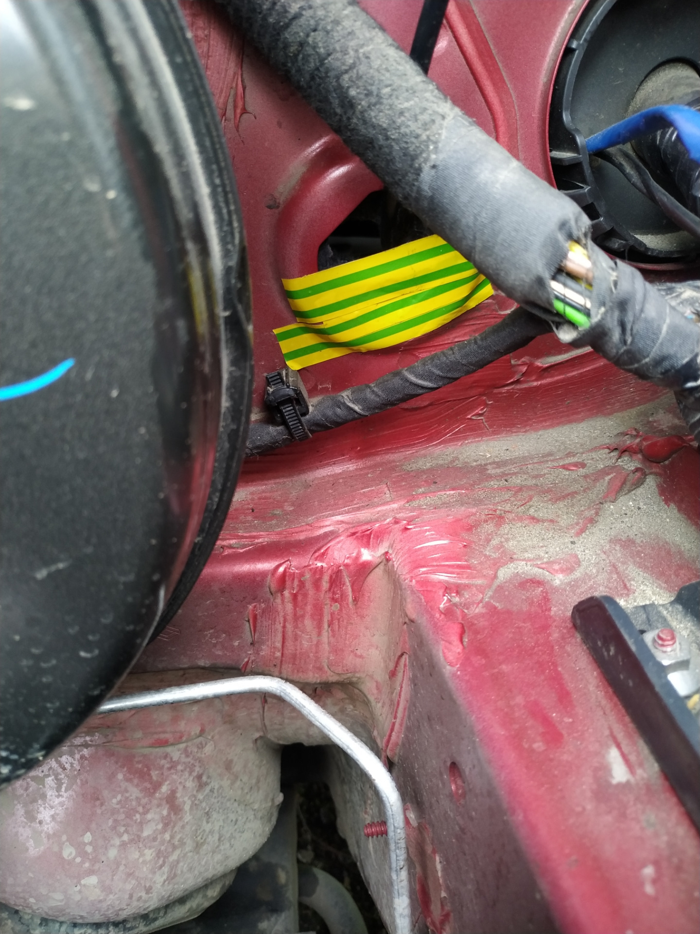 Крепление под Си-Би антенну! — Renault Logan Stepway, 1,6 л, 2019 года ...