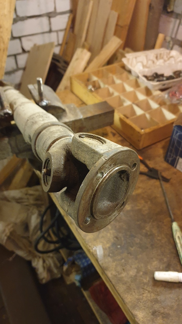 pAAAAgMSD A 960 Как выбить крестовину нива шевроле