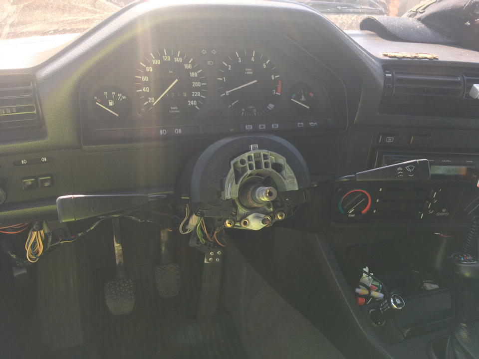 Не работают поворотники и аварийка — BMW 3 series Coupe (E30), 1,8 л ...