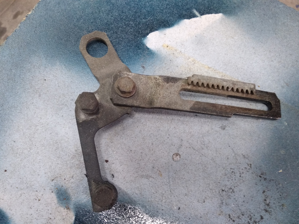 Фото в бортжурнале Audi 100 (C3)