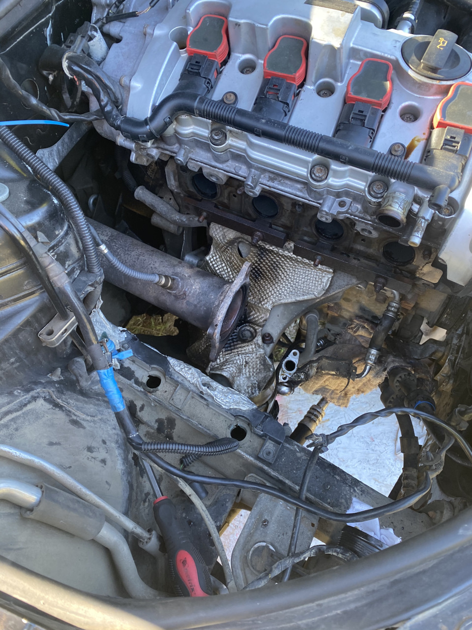 Замена турбины, прокладок масляного корпуса — Audi A4 (B7), 2 л, 2005 ...