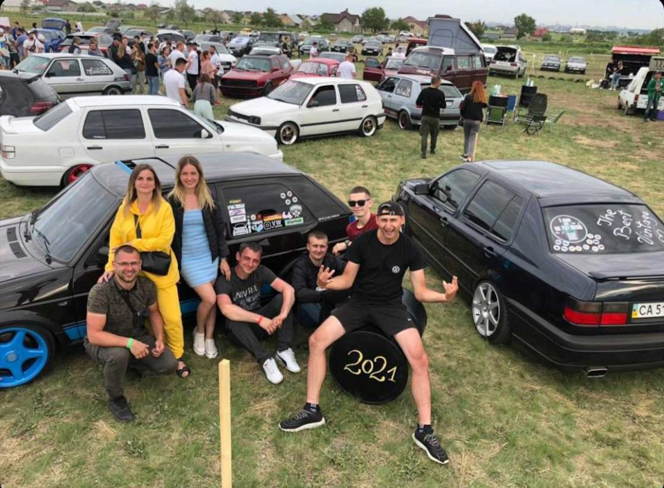 Фото в бортжурнале Volkswagen Jetta II. Запчасти на фото: B8008