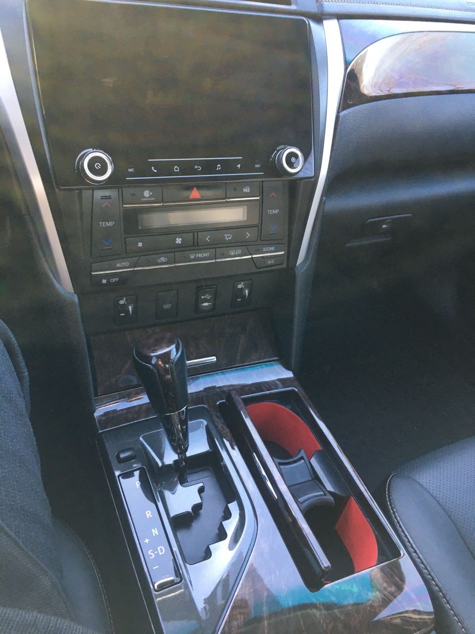 камера — передняя — Toyota Camry (XV50), 2,5 л, 2016 года | тюнинг | DRIVE2