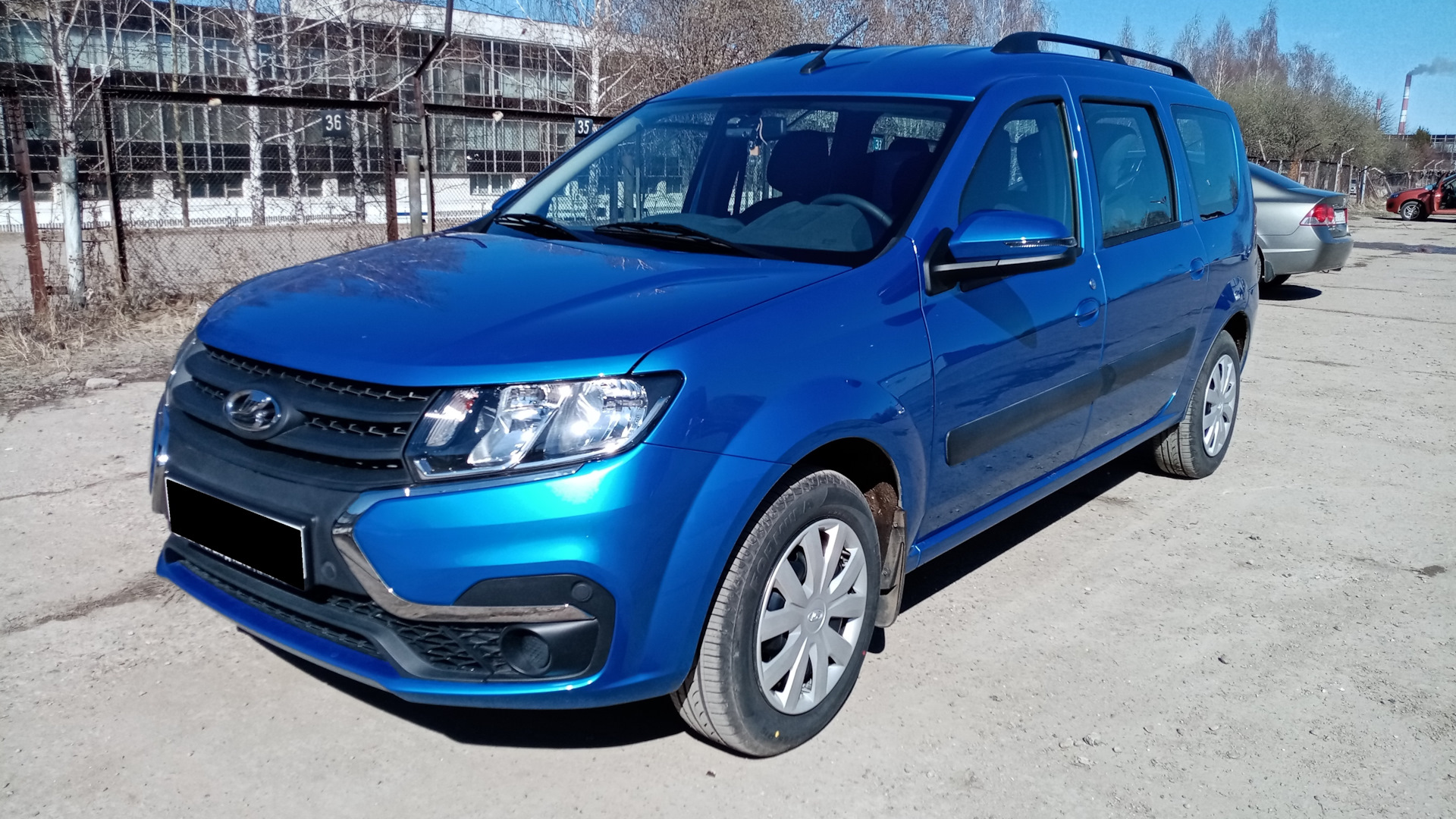 Lada Ларгус 1.6 бензиновый 2021 | Лазурно-синий на DRIVE2