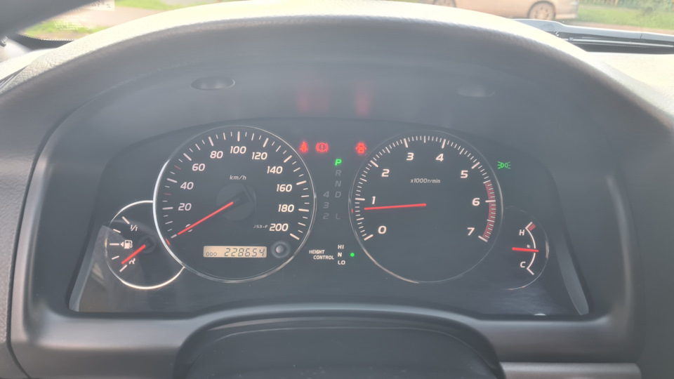 Пробег на старте в Красноярске — Toyota Land Cruiser Prado 120-series