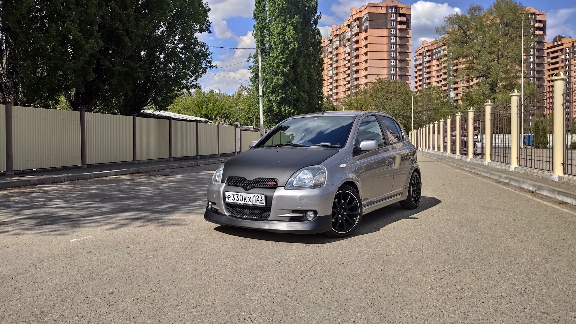 Toyota Vitz (10) 1.5 бензиновый 2002 | 1.5 RS Из Грязи в Князи на DRIVE2